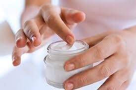 レチノール効果!若返りの美容成分でシミ・シワ・タルミよさようなら…!